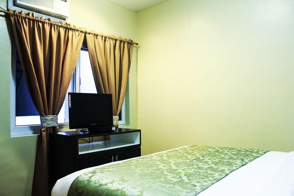 The Studio 18 Residences Manila Kültér fotó