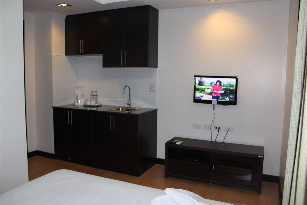 The Studio 18 Residences Manila Kültér fotó